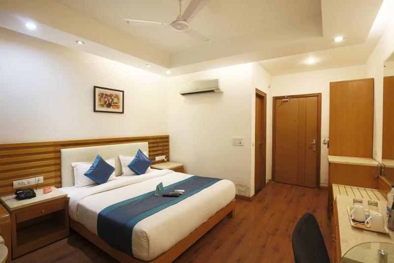 Fabhotel Signature Cyber Park Delhi  Exterior foto