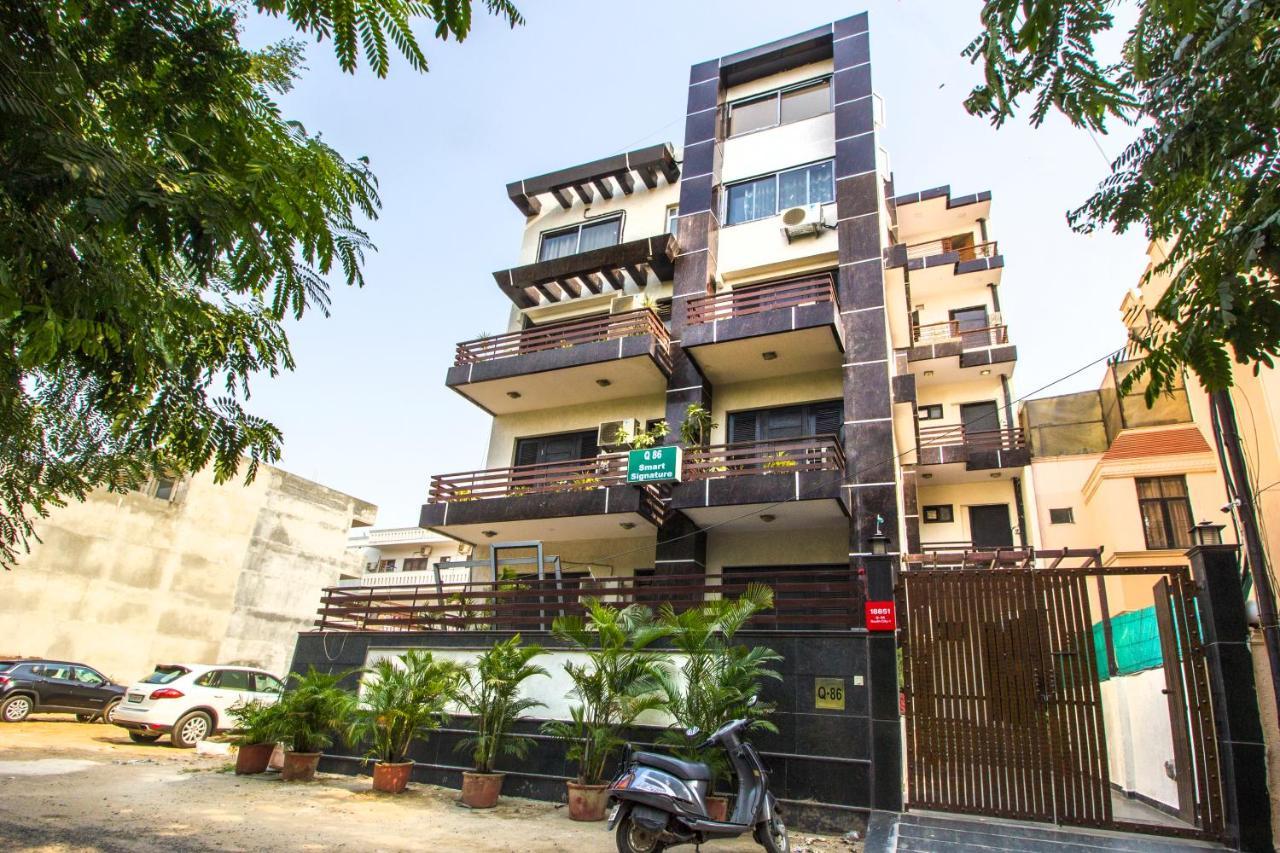 Fabhotel Signature Cyber Park Delhi  Exterior foto