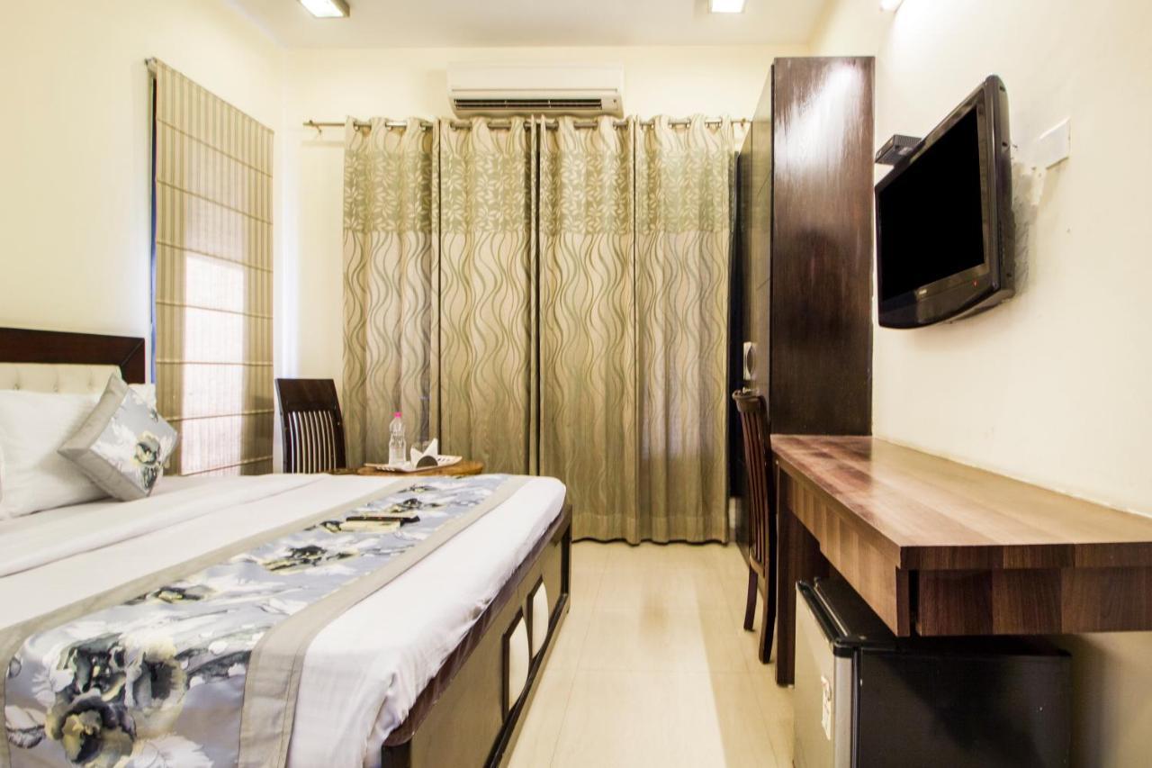 Fabhotel Signature Cyber Park Delhi  Exterior foto